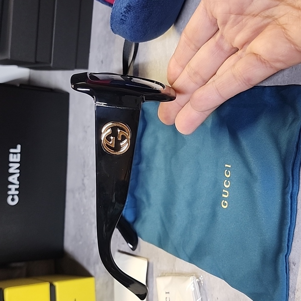 Gucci Sunglasses - Picture 1 of 11